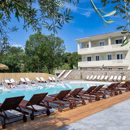 Kopelula Resort Potamos  ภายนอก รูปภาพ