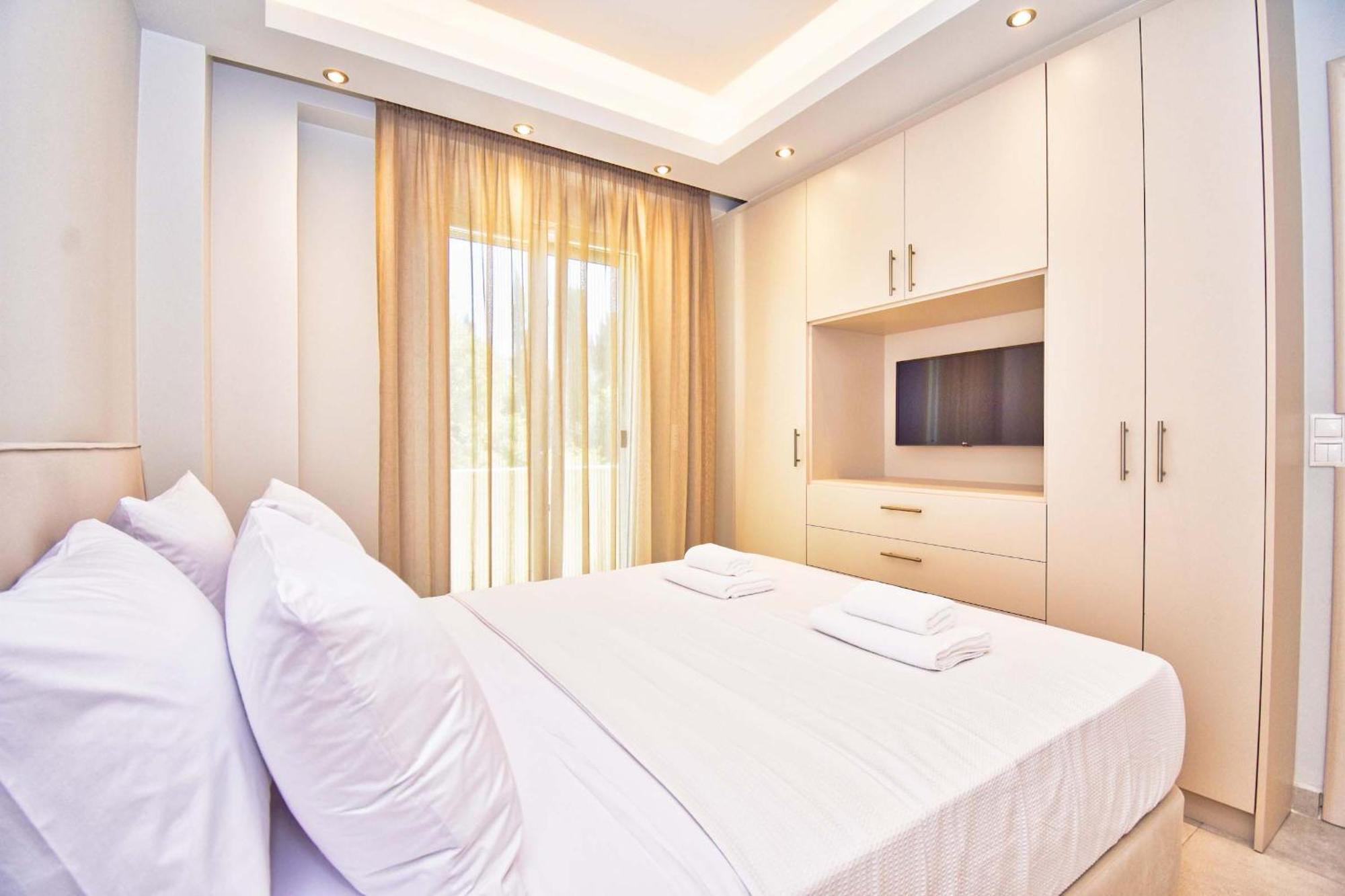 Kopelula Resort Potamos  ภายนอก รูปภาพ